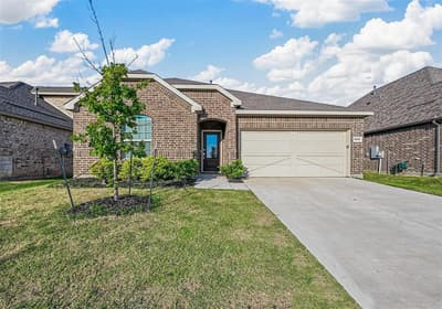 5025 Salinger Drive, Celina TX 76227 - Photo 2