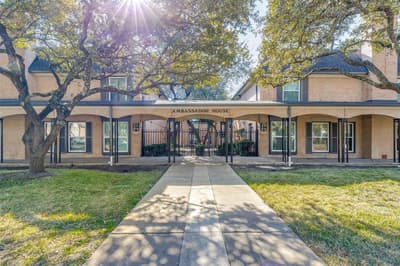 7814 Meadow Park Drive # 219, Dallas TX 75230