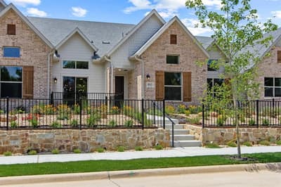 8513 Del Rio Trail, Rowlett TX 75089 - Photo 2