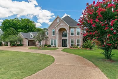 8945 Waterchase Circle, Fort Worth TX 76120 - Photo 3