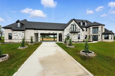 5005 Glenoaks Court, Weatherford TX 76088