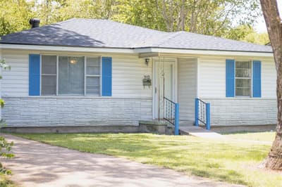 713 Dunbar Avenue, Waco TX 76704 - Photo 2