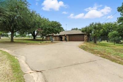 622 Harmony Circle, Weatherford TX 76087 - Photo 2