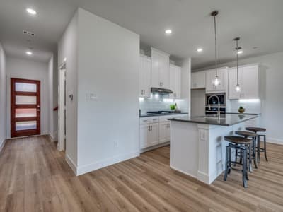 5613 Woodlands Drive, The Colony TX 75056 - Photo 4