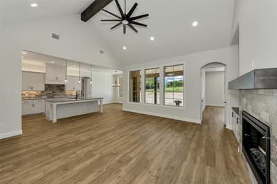 150 Top Flight Drive, Weatherford TX 76087 - Photo 4