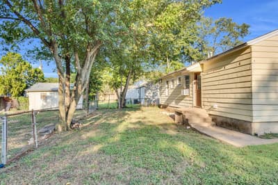 202 W Wheatland Road, Duncanville TX 75116 - Photo 2