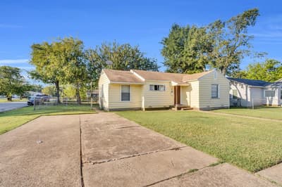202 W Wheatland Road, Duncanville TX 75116 - Photo 5