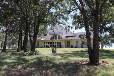 2642 Huddleston, Sunset TX 76270