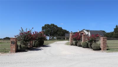 2642 Huddleston, Sunset TX 76270 - Photo 4