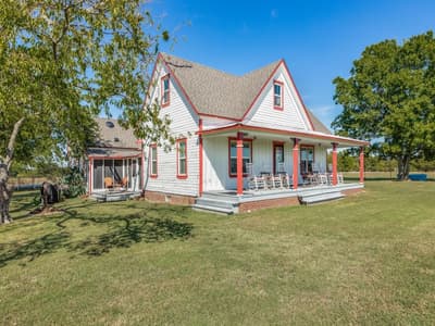 392 Mt Pleasant Road, Valley View TX 76272 - Photo 2