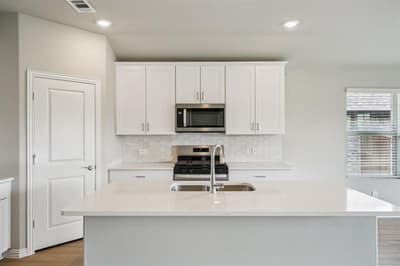 9633 Rattlesnake Trail, Fort Worth TX 76036 - Photo 3