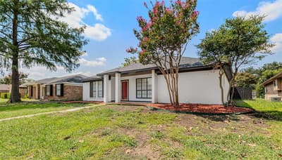 202 E Schreiber Street, Garland TX 75040 - Photo 2