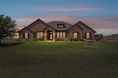 194 County Road 4430, Rhome TX 76078 - Photo 5