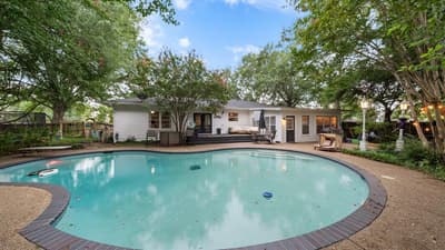 518 W Kansas Street, Van TX 75790