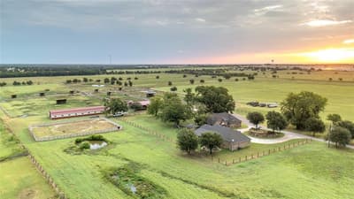 777 Stiles Road, Whitesboro TX 76273