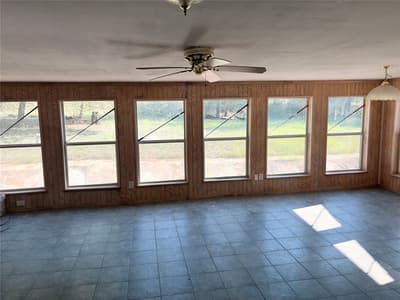 1009 11th Street NW, Mineral Wells TX 76067 - Photo 4