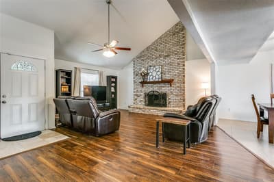 1917 Maxwell Drive, Lewisville TX 75077 - Photo 4