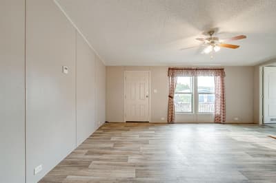 900 Tree Drive, Granbury TX 76048 - Photo 4