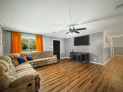521 Wood, Axtell TX 76624 - Photo 4
