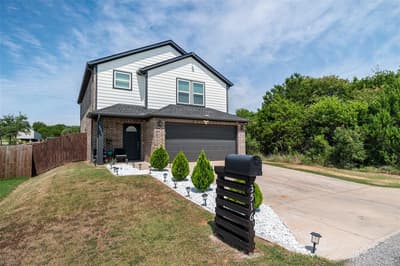 3516 Mulberry Drive, Granbury TX 76048