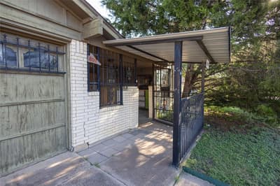 809 Lomo Street, Fort Worth TX 76110 - Photo 2