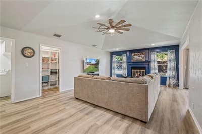 4600 Birch Street, Flower Mound TX 75028 - Photo 5
