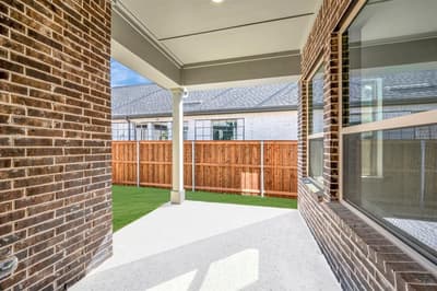 2075 Emerald Grove Drive, Arlington TX 76005 - Photo 2