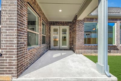 2075 Emerald Grove Drive, Arlington TX 76005 - Photo 3