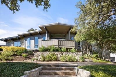 6 Bounty Road E, Benbrook TX 76132