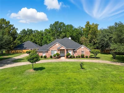 107 Lakewood Point Drive, Bossier City LA 71111