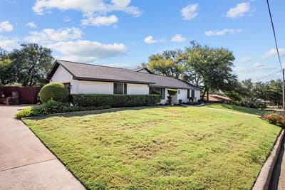 2016 NW 4th Avenue, Mineral Wells TX 76067 - Photo 2