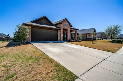 1023 Saint Andrews Drive, Burleson TX 76028 - Photo 2