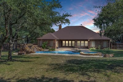 1865 Austin Hines Drive, China Spring TX 76633