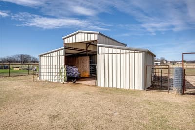 6221 Deer Run Road, Sanger TX 76266 - Photo 3