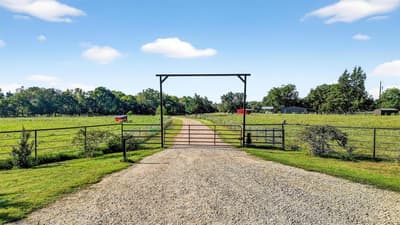 1700 Elmore Road, Denison TX 75021