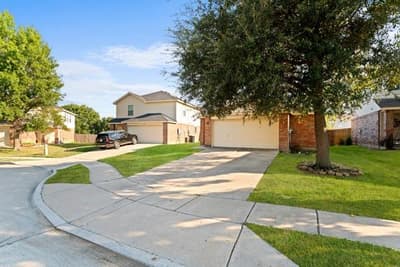 6724 Meadow Way Lane, Fort Worth TX 76179 - Photo 5