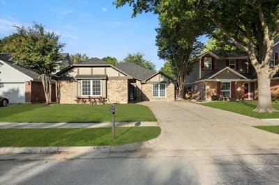 5624 Fox Hunt Drive, Arlington TX 76017