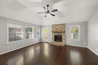 5624 Fox Hunt Drive, Arlington TX 76017 - Photo 4