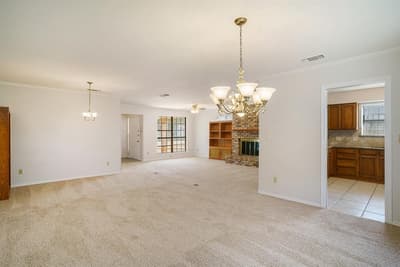 5118 Ledgestone Drive, Fort Worth TX 76132 - Photo 4