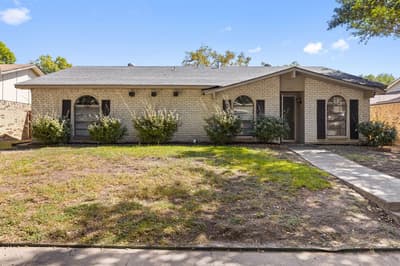 6402 Casa Vista Drive, Garland TX 75043 - Photo 2