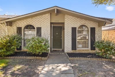 6402 Casa Vista Drive, Garland TX 75043 - Photo 5