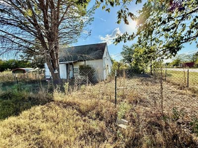 211 Cherry Street, Millsap TX 76066 - Photo 2