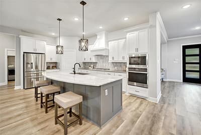 4825 Beaver Creek Drive, Arlington TX 76005 - Photo 2