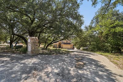 1203 Pala Dura Court, Granbury TX 76048 - Photo 3