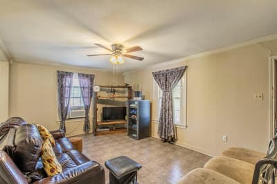 2101 Pine Avenue, Waco TX 76708 - Photo 2