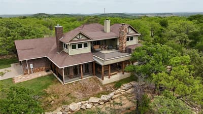 735 Gresham Lane, Jacksboro TX 76458