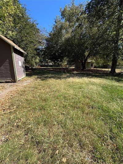 1406 Pecan, Bonham TX 75418 - Photo 5