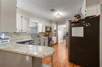 504 Richland Drive, Waco TX 76710 - Photo 5