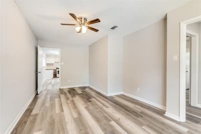 1541 Cloverdale Drive, Fort Worth TX 76134 - Photo 4