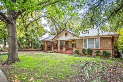 2303 Mistletoe Drive, Fort Worth TX 76110 - Photo 2